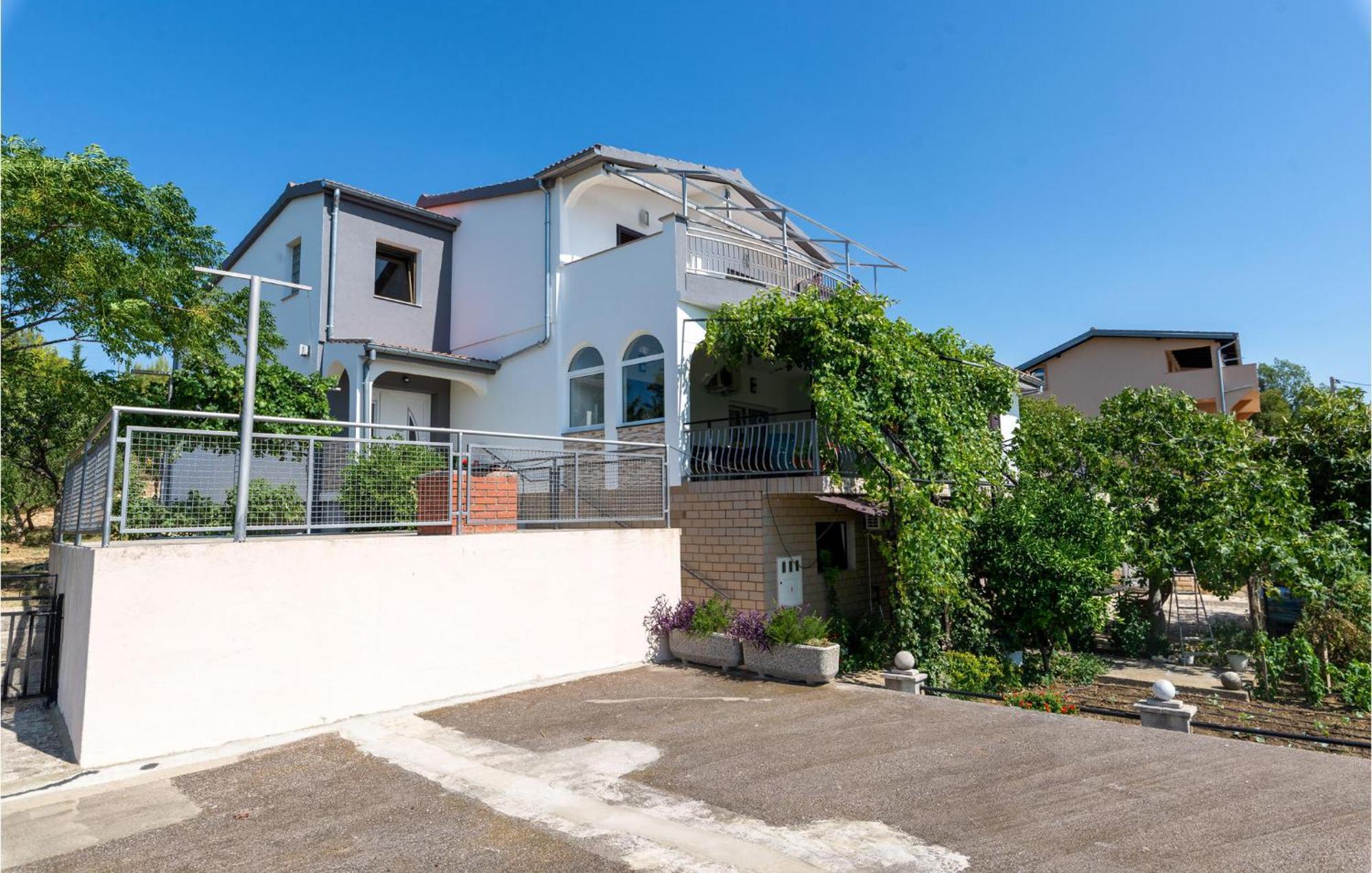 Lovely Apartment In Rovanjska With House Sea View Extérieur photo