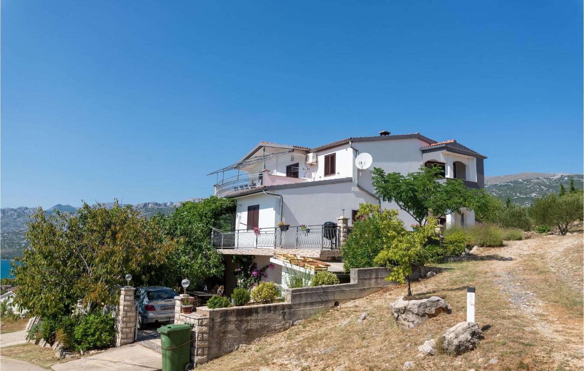 Lovely Apartment In Rovanjska With House Sea View Extérieur photo